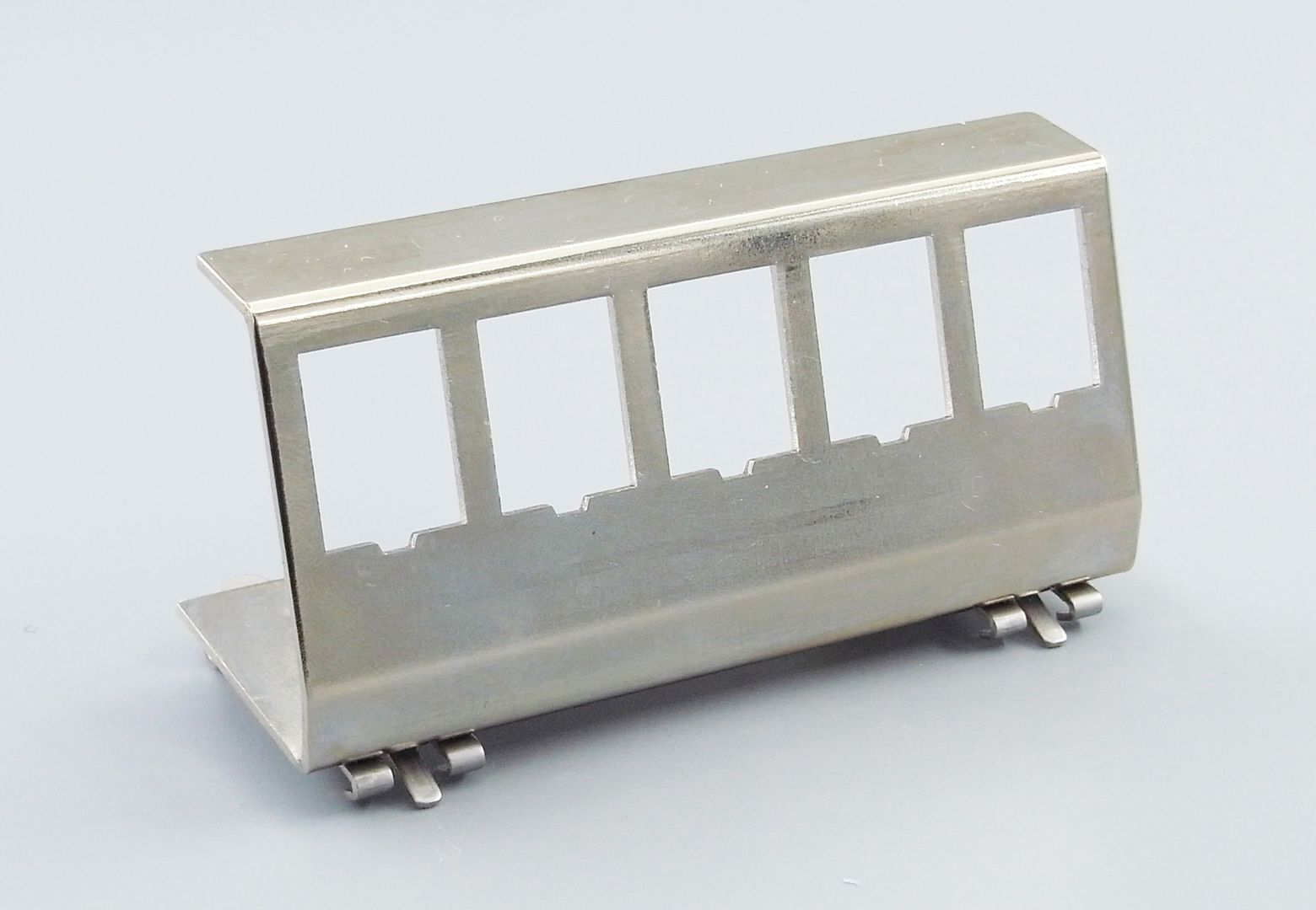 Adaptateur Rail DIN Metal 5 Noyaux (Keystone RJ45)