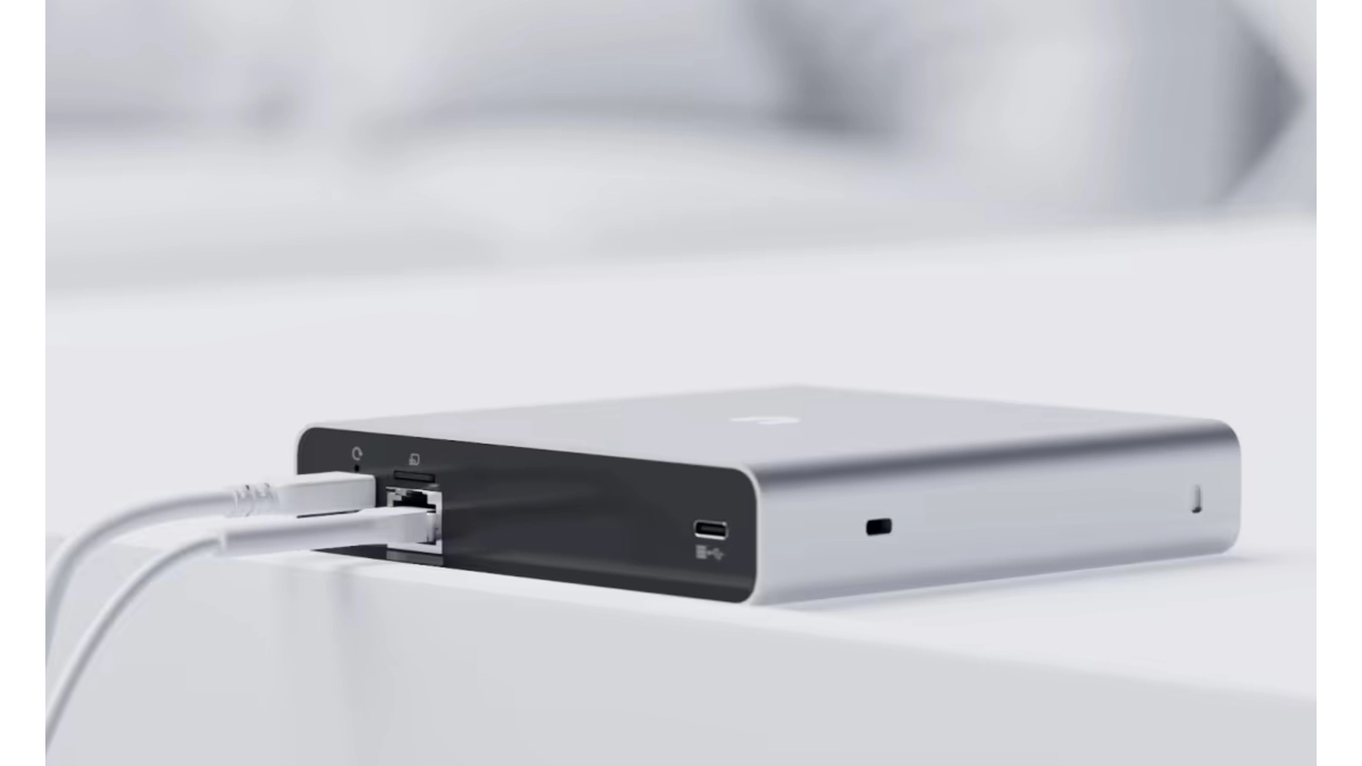 Ubiquiti UCK-G2-SSD - Contrôleur UniFi CloudKey+ SSD 1TB