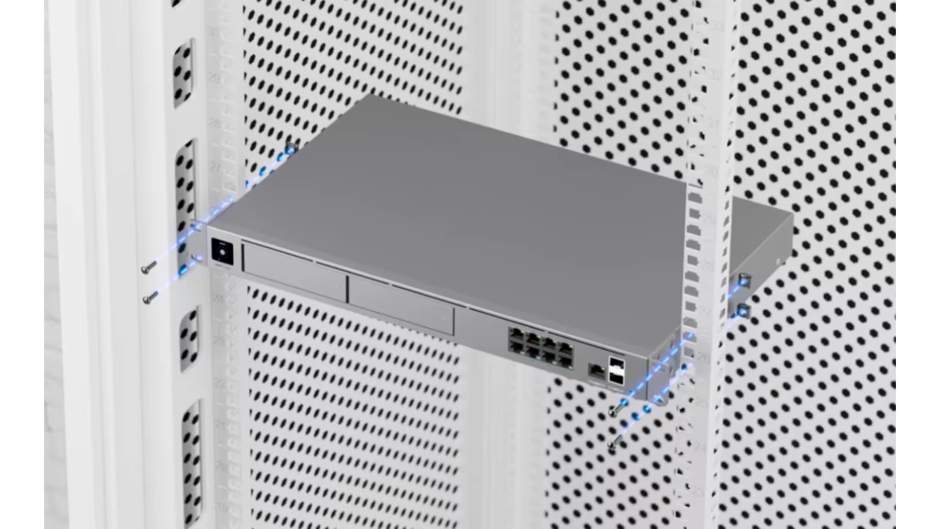 Ubiquiti UDM-PRO-MAX - Cloud Gateway 10G avec Switch 8 ports L2 et SFP+