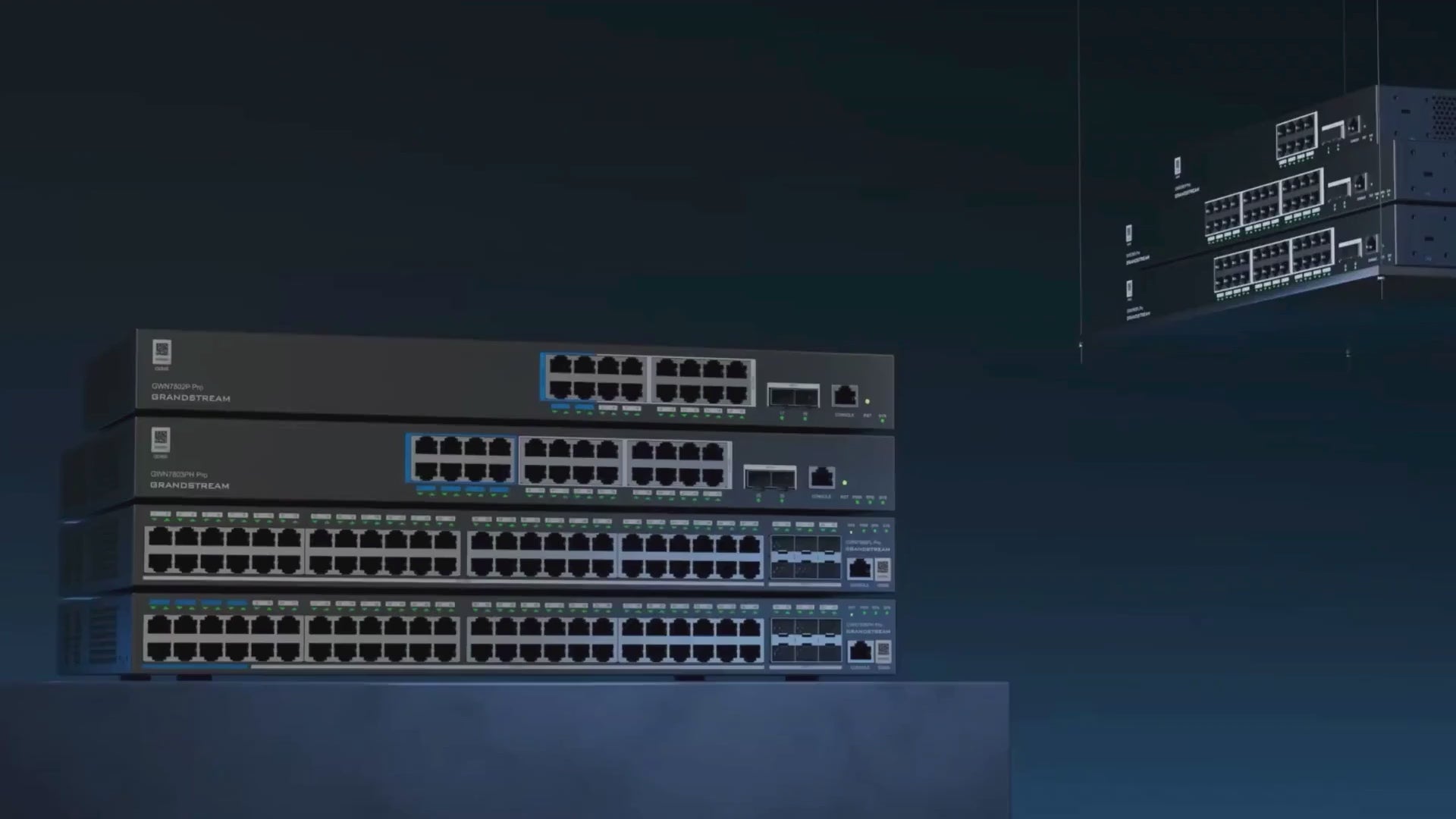 Charger la vidéo : Switch manageable Grandstream GWN7800 pour réseau informatique professionnel