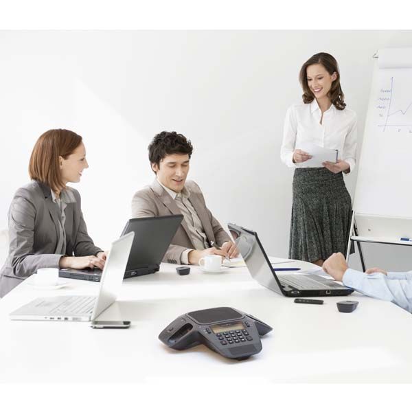Alcatel Conference IP1850 SIP – Terminal d'audioconférence 15 personnes avec 4 micros DECT – ATL1412833